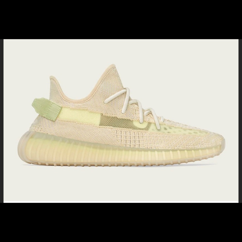 SOLDDDDD Yeezy 350 flax size 6.5 mens/ 8 womens